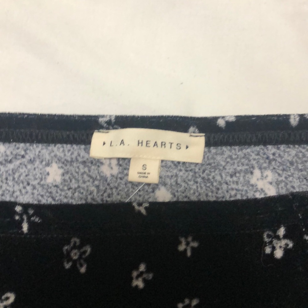 Pacsun Velvet Skirt - Picture 2 of 2